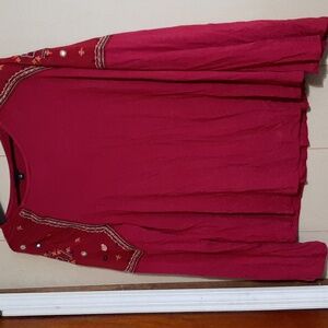 Hannah size Large long sleeve magenta top